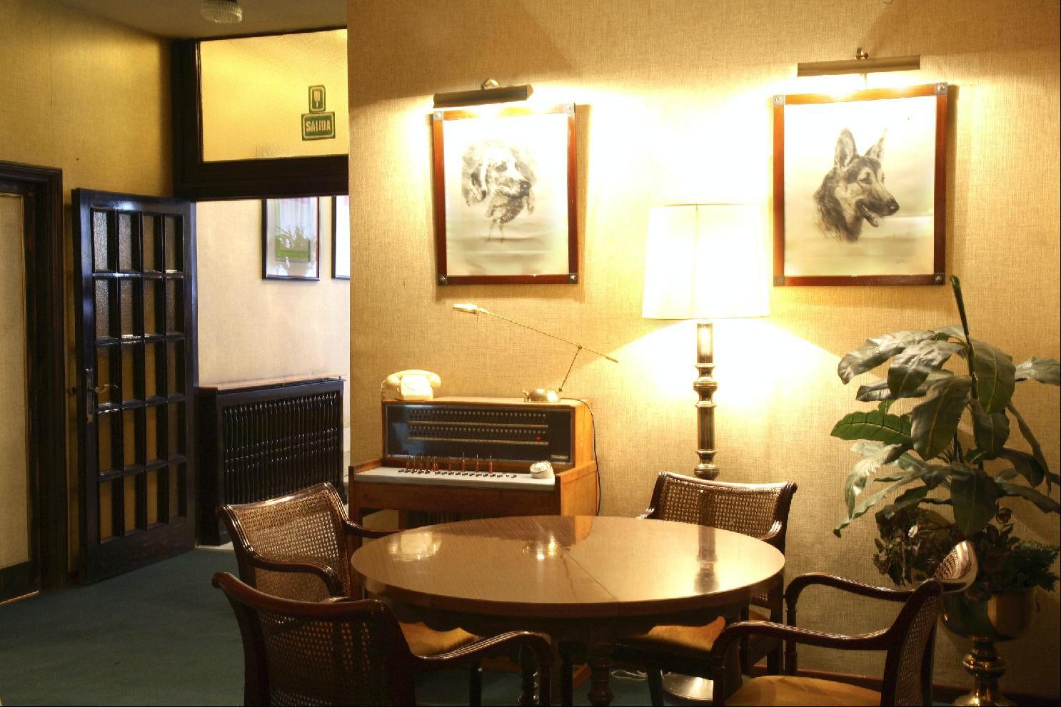 Hotel Monclus Palencia Zewnętrze zdjęcie